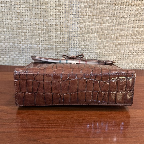 🌟HP🌟VTG 1990s Faux Brown Croco Vinyl Satchel Style Handbag by Liz Claiborne - Picture 13 of 14